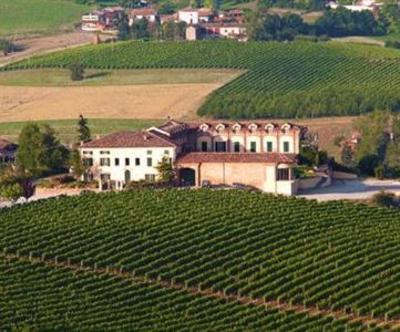 фото отеля Cascina Spinerola Hotel Moncalvo