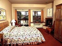 Clocktower Inn Hotel
