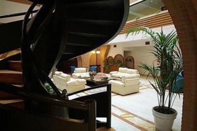 фото отеля Hostellerie Du Cheval Blanc Aosta