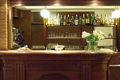 фото отеля Hostellerie Du Cheval Blanc Aosta