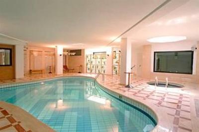 фото отеля Hostellerie Du Cheval Blanc Aosta