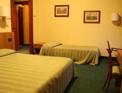 фото отеля Hotel San Carlo Cesano Maderno