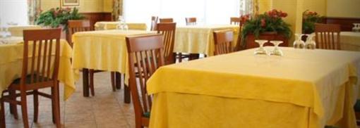 фото отеля Hotel San Carlo Cesano Maderno