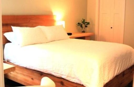 фото отеля Coast & Toast Bed & Breakfast