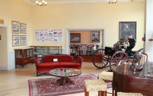 фото отеля The Windsor Hotel