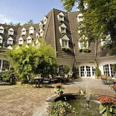 фото отеля Waldhaus Reinbek