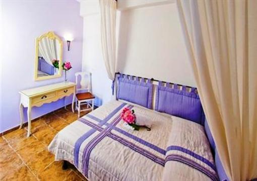 фото отеля Agapitos Villas & Guesthouses