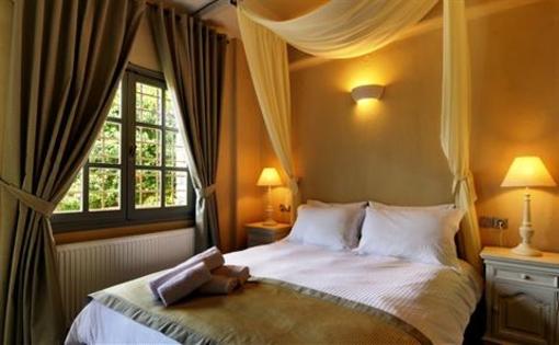 фото отеля Agapitos Villas & Guesthouses