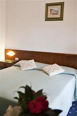 фото отеля Hotel Marinella Marciana Marina