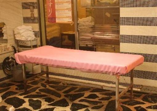 фото отеля Capsule Hotel Komagome