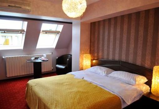 фото отеля Hotel Anna Targu Jiu