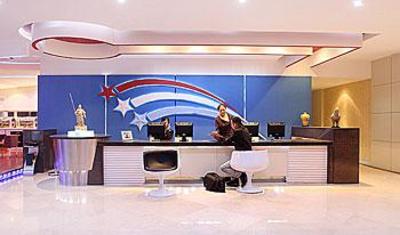 фото отеля Jiazhou Hostel Chongqing Hongqi