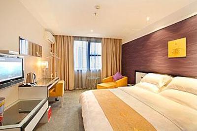 фото отеля Jiazhou Hostel Chongqing Hongqi