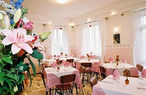 фото отеля Hotel Rosalpina Riva del Garda