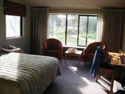 фото отеля Wilderness Lodge Lake Moeraki