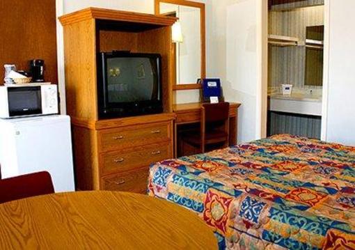 фото отеля Econo Lodge Lawrence