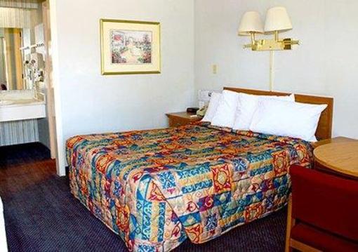 фото отеля Econo Lodge Lawrence