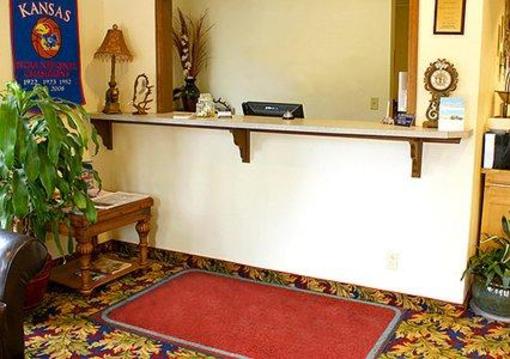 фото отеля Econo Lodge Lawrence
