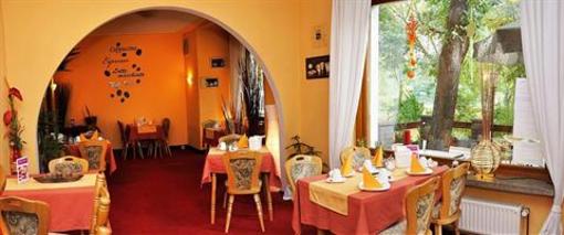 фото отеля Hotel Am Park Merseburg