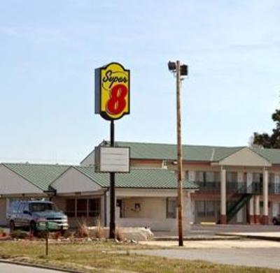 фото отеля Stuttgart Super 8 Motel