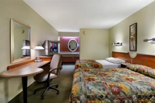 фото отеля Red Roof Inn Parkersburg