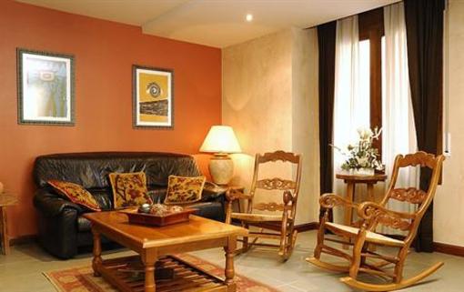 фото отеля Hotel Pirineos Castejon de Sos