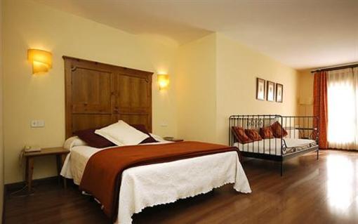 фото отеля Hotel Pirineos Castejon de Sos