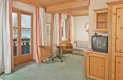 фото отеля Hotel Schlossblick Chiemsee