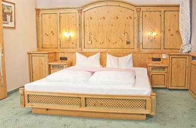 фото отеля Hotel Schlossblick Chiemsee