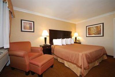 фото отеля Vagabond Inn Executive Pasadena