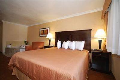 фото отеля Vagabond Inn Executive Pasadena