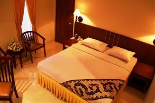 фото отеля Baron Indah Hotel