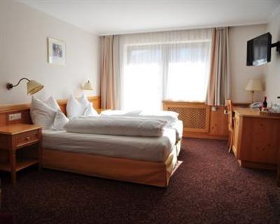 фото отеля BEST WESTERN Hotel Alpenrose