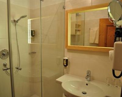 фото отеля BEST WESTERN Hotel Alpenrose