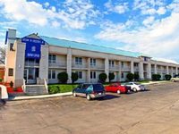 Motel 6 Independence