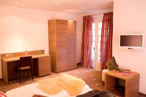 фото отеля Alpine Lifestyle Hotel Lowen & Strauss
