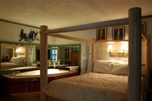 фото отеля Adventure Suites