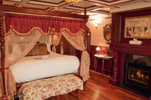 фото отеля Adventure Suites