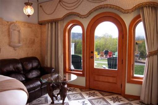 фото отеля Adventure Suites