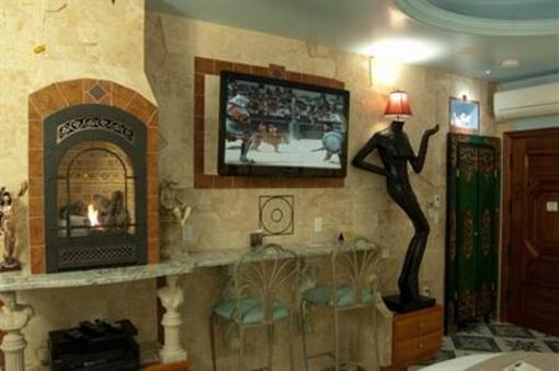 фото отеля Adventure Suites