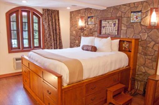 фото отеля Adventure Suites
