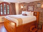 фото отеля Adventure Suites