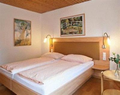 фото отеля Hotel Krone Dorfkrug Bietigheim-Bissingen