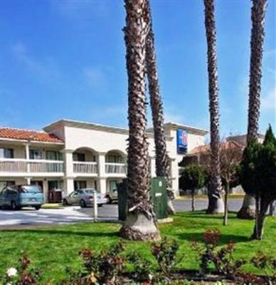 фото отеля Motel 6 Carlsbad South