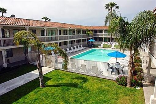 фото отеля Motel 6 Carlsbad South