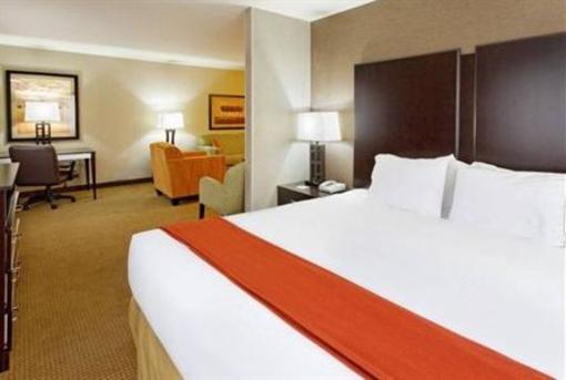 фото отеля Holiday Inn Express Hotel & Suites Canyonville