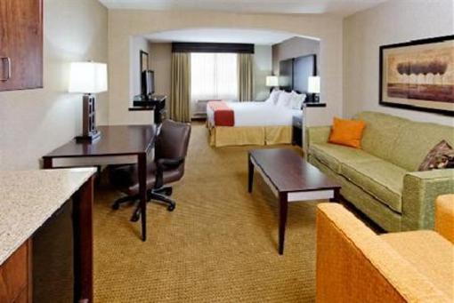 фото отеля Holiday Inn Express Hotel & Suites Canyonville