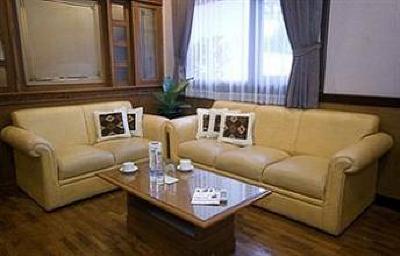 фото отеля Enhaii Hotel Bandung
