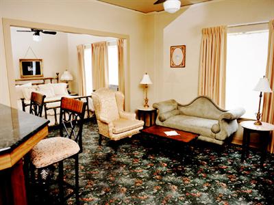 фото отеля The Faust Hotel