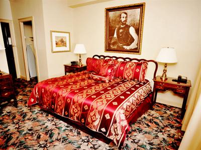 фото отеля The Faust Hotel